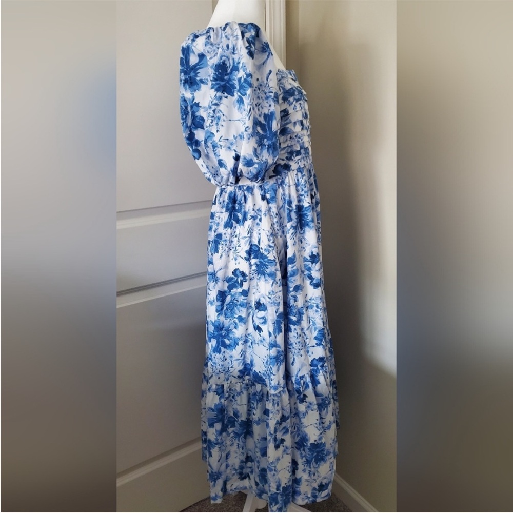 Abercrombie & Fitch Blue and White Floral Midi Dress - Picture 7 of 10